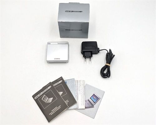 Gameboy Advance SP - Model AGS-001 - Platinum - Original Box - Console - SNR XEF12055643 (B Grade) (Used)